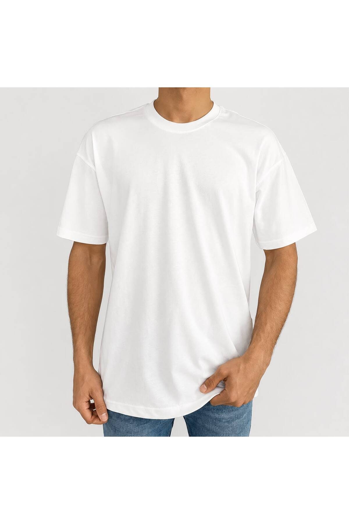 Unisex Oversize Basic T-Shirt Beyaz Bisiklet Yaka Kısa Kollu Salaş Tişört